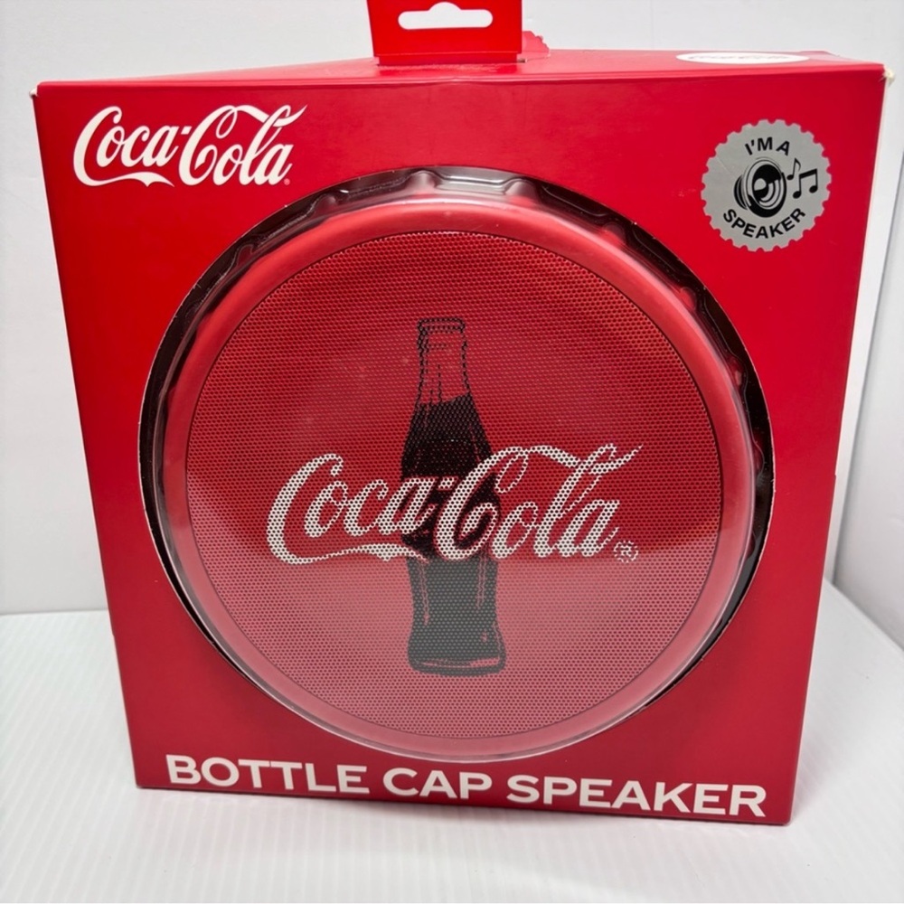 COCA COLA SPEAKER COCA COLA BOTTLE CAP SPEAKER WITH LED LIGHTS‎ FM RADIO USB NEW